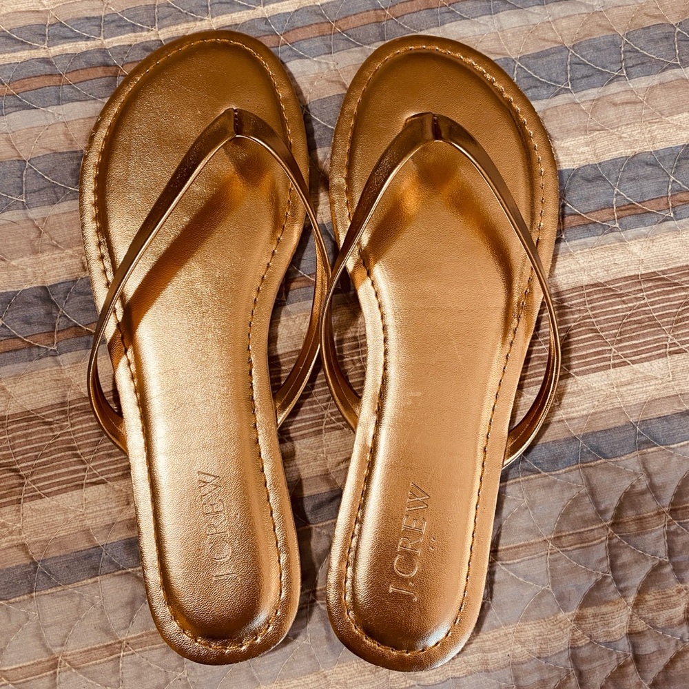 J Crew Rose Gold Thong Sandles